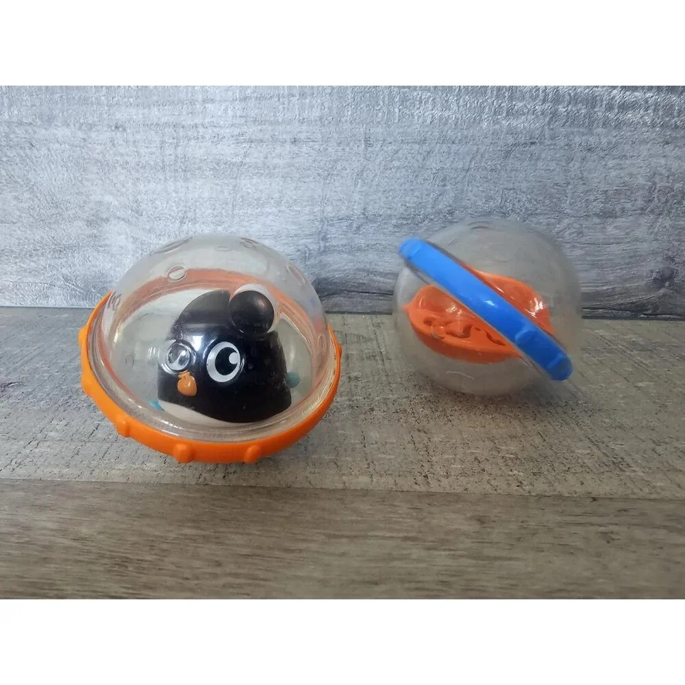 Munchkin Float & Play Bubbles Ball Infant Bath Lot Of 2 Penguin Replacement